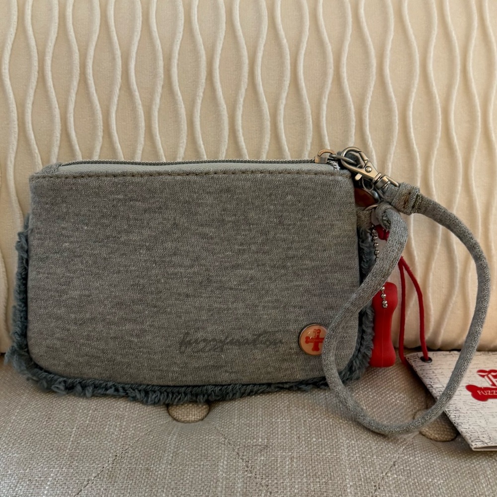 Fuzzy Nation Chihuahua Wristlet Pouch - Picture 3 of 4